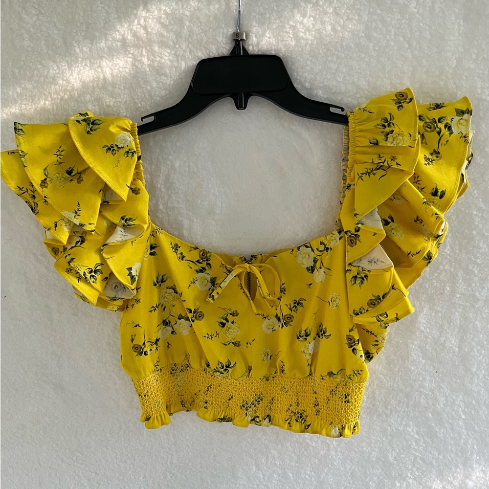 Alice and Olivia Shanae Ruffle Sleeve Yellow Top Size M